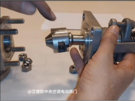 閥門(mén)填料密封中間加隔環(huán)的作用是什么？艾德默閥門(mén)來(lái)揭秘